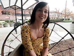 Brunette brune, Tir de sperme, Mignonne, En levrette, Hard, Léchez, Pov, Rasée