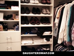 18 ans, Brunette brune, Hard, Hd, Orgie, Maigrichonne, Adolescente, Nénés