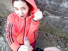 Enthousiasteling, Blond, Lul, Sperma in gezicht, Orgasme, Buiten, Gezichtspunt, Tieten likken