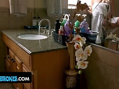 Grosse bite, Sucer une bite, Queue, Pov, Rugueux, Belle mère, Adolescente, Plan cul à trois