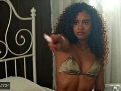 Grosse titten, Braunhaarige, Vollbusig, Schwarz, Milf, Natürlichen titten, Zierlich, Titten