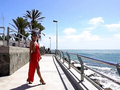 Grote mammen, Fetisj, Flashing, Moeder die ik wil neuken, Natuurlijke tieten, Openbaar, Alleen, Tieten likken