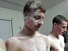 Amateur, Anal, Salle de bains, Collège université, Dortoir, Homosexuelle, Douche, Voyeur