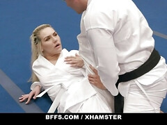 18 años, Verga grande, Acercamiento, Grupo, Hd, Orgía, Adolescente