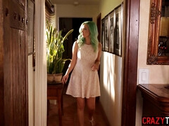 18 jahre, Arsch, Braunhaarige, Hardcore, Küssen, Lesbisch, Lecken, Milf