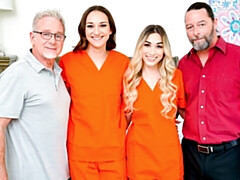 Chambre à dormir, Gros cul, Grosse bite, Sucer une bite, En levrette, Le plan cul à quatre, Adolescente, Nénés