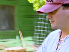 Oma (71) - Das gehoert Verboten