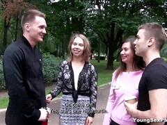 В клубе, Семяизвержение, Смазливые, Европейки, Группа, Натуральные сиськи, Вечеринка, Шлюха