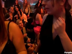 Blasen, Braunhaarige, Bekleidet, Tanzen, Frau, Gruppe, Orgie, Party