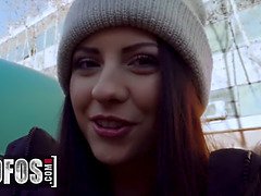 Rebecca Volpetti gets wild with Erik Everhard's massive rod in public