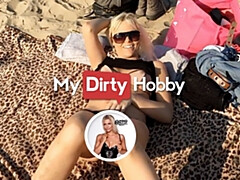 Blondine, Deutsch, Hd, Lesbisch, Lecken, Natürlichen titten, Orgasmus, Im freien