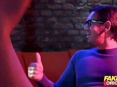 Большие сиськи, Минет, Брюнетки, Собачьи, Секс без цензуры, Киски, Сосущие, Втроем