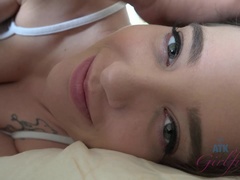 Amateur, Orgasmo, Perforación, Coño, Afeitado, Fumando, Estriptis, Calientapollas