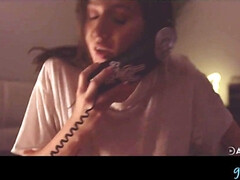 Tussi, Braunhaarige, Gesichtssitzen, Behaart, Lecken, Milf, Pornostars, Muschi