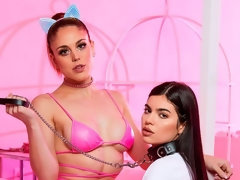 Arsch, Domination, Fetisch, Lesbisch, Lecken, Muschi, Strümpfe, Jungendliche (18+)