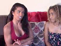 Leie, Schwarz, Selbstgemacht, Lesbisch, Milf, Orgasmus, Strapon, Taboo