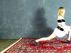 18 jaar, Flexibiel, Sportzaal, Russisch, Geschoren, Tiener