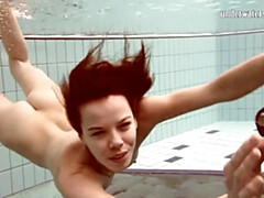 Большая жопа, Брюнетки, Бывшие, Подружка, Бассейн, На публике, Соло, Сиськи