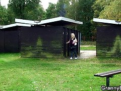 Wohlbeleibte schöne frauen, Grosser arsch, Grosse titten, Riesig, Reif, Öffentlich, Realität, Titten
