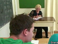 Universidad, Ama de casa, Maduro, Mamá, Realidad, Trio