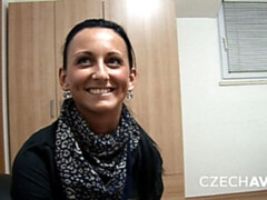 Grosser arsch, Handjob, Selbstgemacht, Jeans, Milf, Natürlichen titten, Pov, Entkleiden