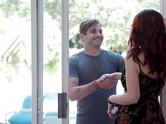 Américain, Grosse bite, Gros seins, Sucer une bite, Mère que j'aimerais baiser, Piscine, Rousse roux, Jarretelles