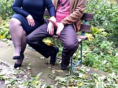 Любители, Семяизвержение, Белье, Зрелые, На природе, На публике, Русские, Сиськи