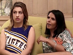 Gros cul, Classique, Gorge profonde, Fétiche, Poilue, Lesbienne, Naturelle, Tatouage