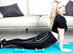 Gros cul, Grosse bite, Blonde, Sucer une bite, En levrette, Mère que j'aimerais baiser, Rasée, Nénés