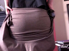 Mommy Tracy hot erotic solo