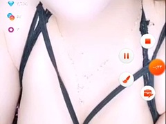 Arab boobs