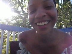 Tetas grandes, Negro, Penetracion con dedos, Masturbación, Tetas naturales, Al aire libre, Adolescente, Juguetes