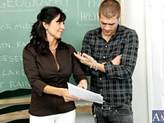 Grosser arsch, Grosser schwanz, Grosse titten, Blasen, Braunhaarige, Hundestellung, Milf