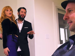 Diep in de keel, Hd, Man, Natuurlijke tieten, Orgasme, Kut duiken, Roodharige vrouw, Kousen