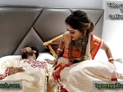 Sucer une bite, Plantureuse, Tir de sperme, Branlette thaïlandaise, Hard, Fait maison, Seins naturels, Épouse