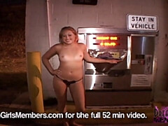 Leie, Blondine, Hochschule, Flashen, Hd, Natürlichen titten, Öffentlich, Solo