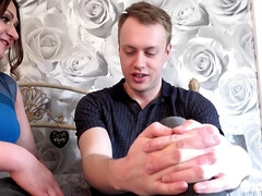 Sperma, Vingeren, Handbeurt, Likken, Kut duiken, Geschoren, Zuigen, Nat