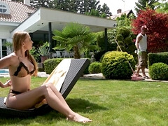 Gros seins, Sucer une bite, Célébrité, Hd, Mère que j'aimerais baiser, De plein air, Public, Chatte