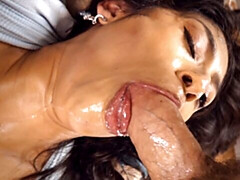 Culo grande, Verga grande, Tetas grandes, Mamada, Morena, Estilo perrito, Cocina