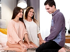 Amateur, Culo grande, Verga grande, Estilo perrito, Tetas naturales, Adolescente, Trio, Tetas