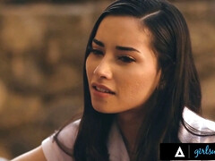 Gesichtssitzen, Fingern, Muschi, Realität, Arsch lecken, Gummi, Flotter dreier, Titten