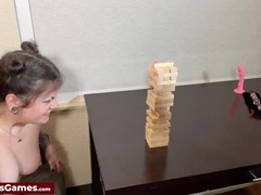 茶髪の, ゲーム, レズビアン, ストリップ, ストリッピング, タトゥー, ティーン, オッパイの