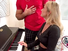 Rubia, Mamada, Semen en la boca, Francés, Hd, Lencería, Chupando, Puta