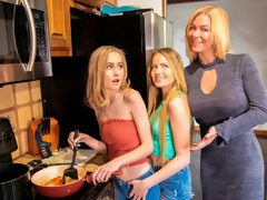 Groep, Lesbisch, Masturbatie, Kut duiken, Strippen, Tiener, Trio, Tieten likken