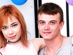 Gros cul, Tromperie, Cocu, Robe, Hard, Seins naturels, Petite femme, Adolescente