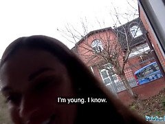 Pijpbeurt, Bruinharig, Diep in de keel, Hondjeshouding, Sperma in gezicht, Hd, Moeder die ik wil neuken, Moeder