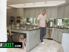 Likken, Roodharige vrouw, Mager, Sokken, Zempak, Tiener, Tieten likken, Uniformpje