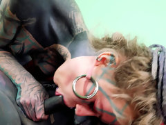 Blonde, Sucer une bite, Couple, Tir de sperme, Gorge profonde, Faciale, Hard, Grande