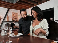 デカ尻, デカチン, デカパイ, フェラチオ, 茶髪の, バック, ラティーナ, なめる