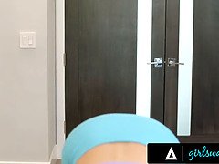 Hd, なめる, 自然山雀, オマンコ, 現実, 赤毛, フェラする, バイブレーター